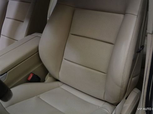 Used 2014 Mercedes-Benz E 350 Sedan image 14