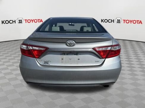 Used 2016 Toyota Camry SE w/ Four Season Floor Mat Package image 7