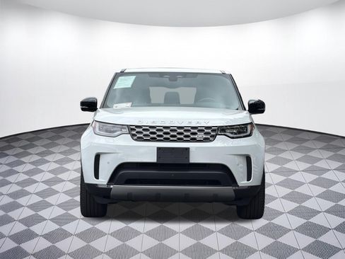 Certified 2025 Land Rover Discovery S AWD/4WD image 6