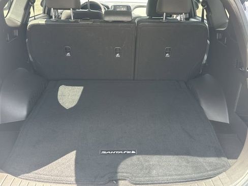 Used 2020 Hyundai Santa Fe SE FWD image 7