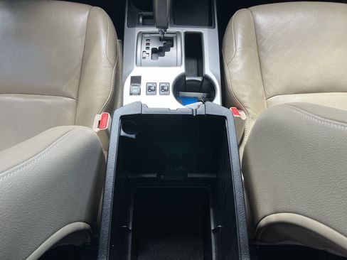Used 2013 Toyota 4Runner Limited image 20