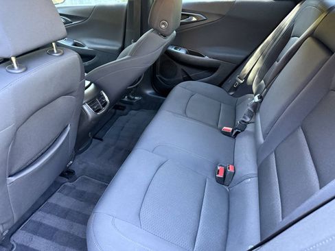 Used 2016 Chevrolet Malibu LT FWD image 16