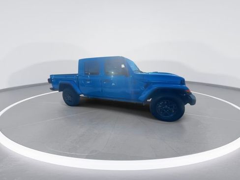 New 2025 Jeep Gladiator Sport AWD/4WD image 2
