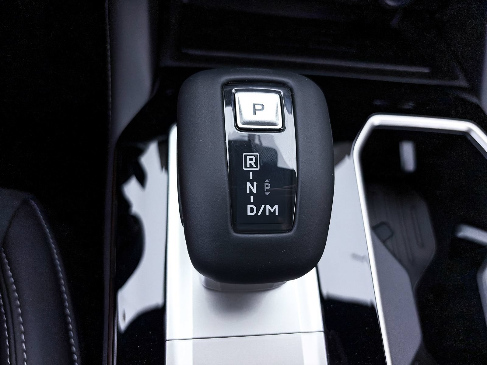 Used 2026 Mitsubishi Outlander LE AWD/4WD image 15