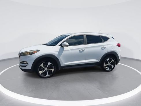 Used 2016 Hyundai Tucson Sport FWD image 4