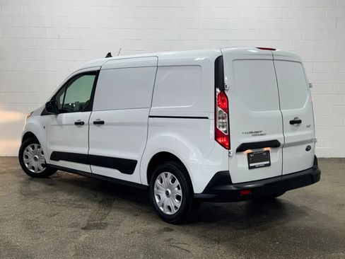 Used 2019 Ford Transit Connect XLT image 5