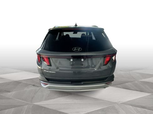 Used 2025 Hyundai Tucson SEL FWD image 7