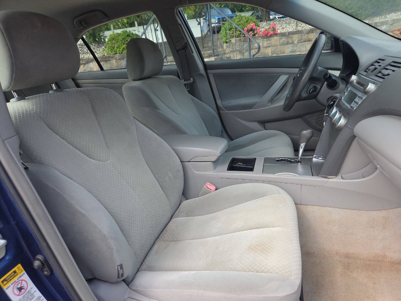 Used 2009 Toyota Camry LE FWD image 21