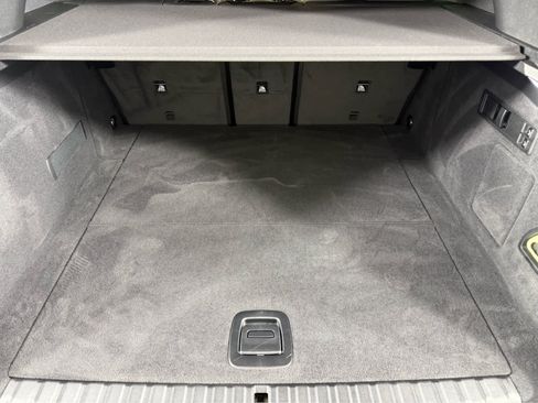 Certified 2025 BMW iX xDrive50 image 20