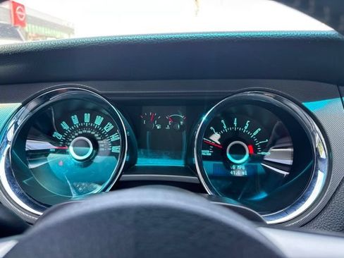 Used 2013 Ford Mustang GT RWD image 10