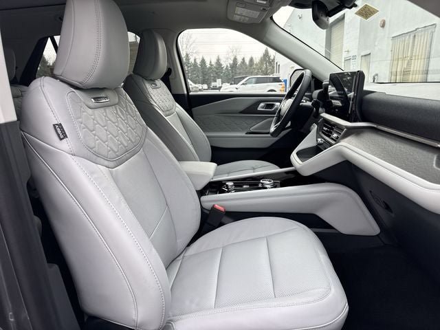 New 2026 Ford Explorer Platinum w/ LUX Leather Package AWD/4WD image 27