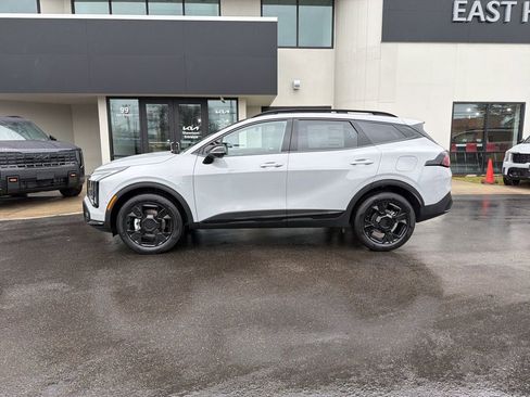 New 2026 Kia Sportage X-Line image 2