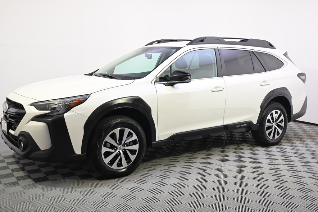 Certified 2024 Subaru Outback Premium AWD/4WD image 2