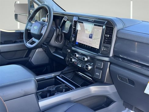 New 2026 Ford F250 Lariat w/ Black Appearance Package image 6