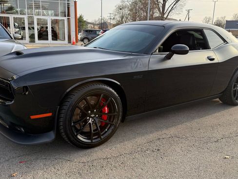 Used 2023 Dodge Challenger R/T Scat Pack w/ T/A Package image 40