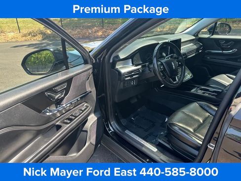 Used 2020 Lincoln Corsair AWD w/ Premium Package image 13