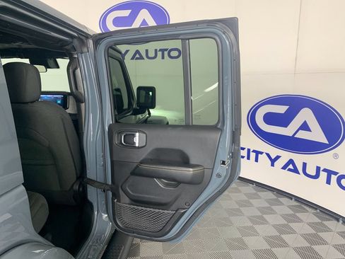 Used 2024 Jeep Wrangler Unlimited Sahara w/ Dual Top Group AWD/4WD image 35