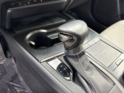 Used 2019 Lexus UX 250h w/ Premium Package AWD/4WD image 20
