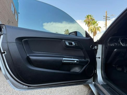Used 2021 Ford Mustang Coupe RWD image 33