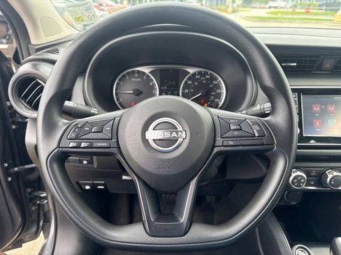 Used 2024 Nissan Kicks S FWD image 29