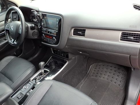 Used 2019 Mitsubishi Outlander SEL AWD/4WD image 11