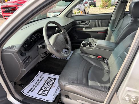 Used 2002 Buick Century Limited w/ Limited Edition Pkg FWD image 10