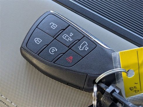 New 2026 GMC Hummer EV SUV image 32