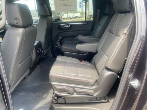 New 2026 Chevrolet Suburban RST w/ Advanced Technology Package AWD/4WD image 26