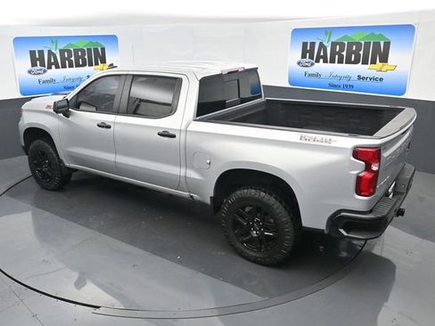 Used 2022 Chevrolet Silverado 1500 LT Trail Boss w/ LT Trail Boss Premium Package AWD/4WD image 23