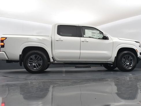 New 2026 Nissan Frontier SV w/ Tow Package image 43