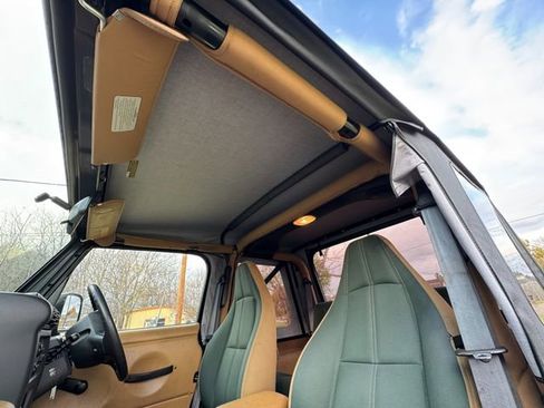Used 1997 Jeep Wrangler Sahara image 38
