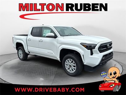 New 2025 Toyota Tacoma SR5