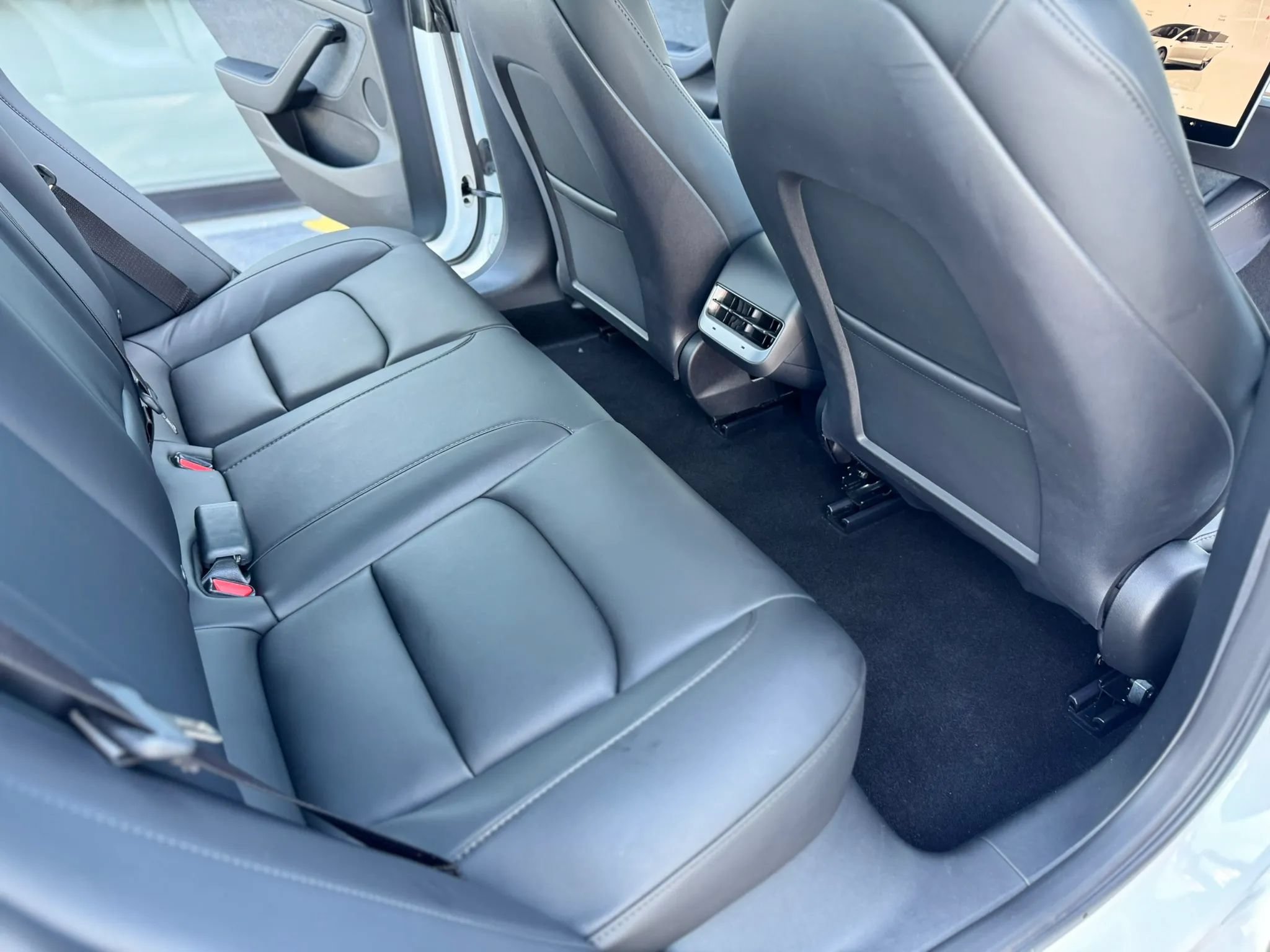 Used 2023 Tesla Model 3 Standard Range RWD image 14