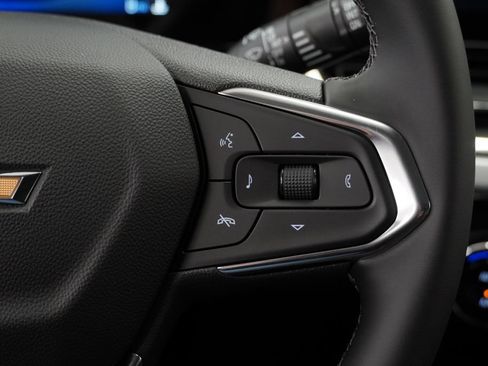 New 2026 Chevrolet Trax LT w/ LT Convenience Package FWD image 21