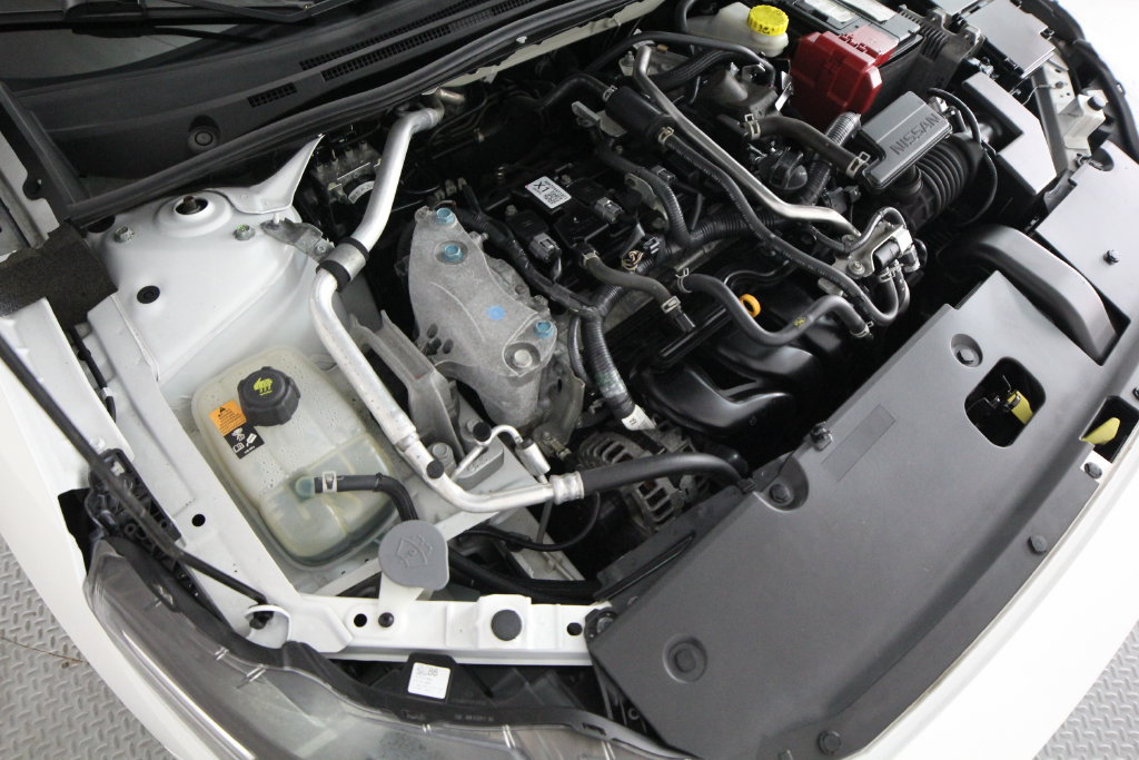 Used 2022 Nissan Sentra SR w/ SR Premium Package FWD image 53