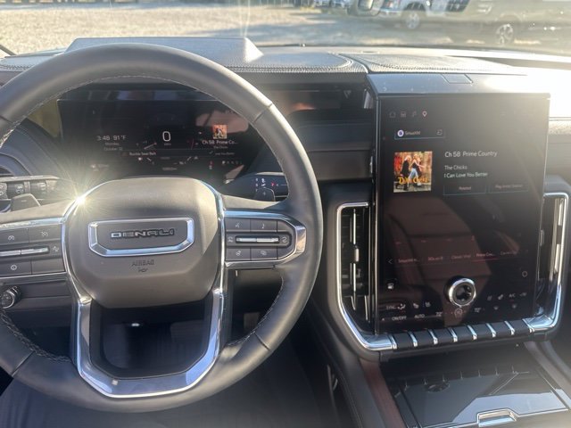 Used 2026 GMC Yukon XL Denali w/ Sun & Power Step Package RWD image 11
