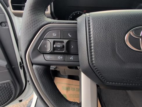 Used 2026 Toyota 4Runner Limited AWD/4WD image 26