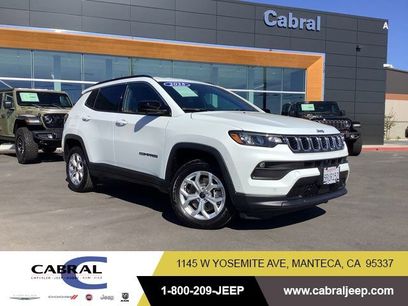 Used 2025 Jeep Compass Latitude w/ Convenience Group
