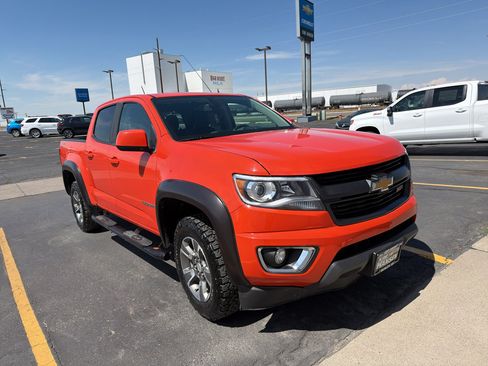 Used 2019 Chevrolet Colorado Z71 AWD/4WD image 1