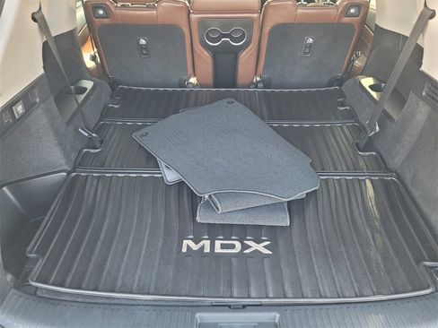 Used 2023 Acura MDX SH-AWD w/ Technology Package image 7