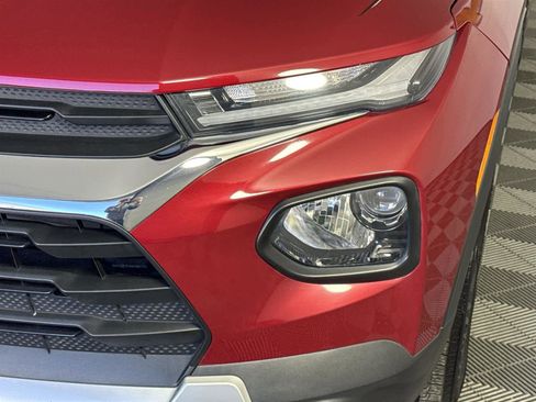 Used 2021 Chevrolet TrailBlazer LT w/ Convenience Package image 9