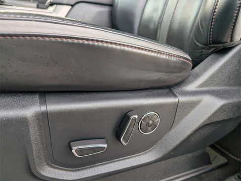 Used 2019 Ford F150 Platinum w/ Equipment Group 701A Luxury image 13