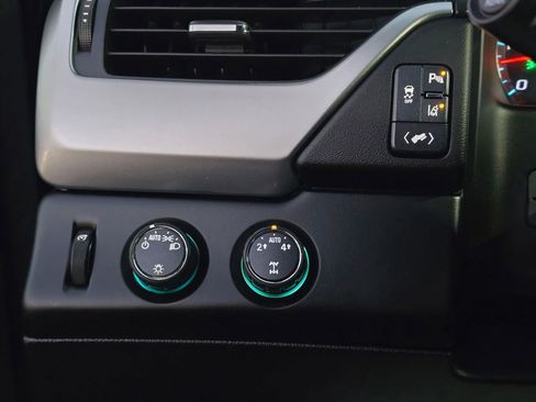 Used 2015 Chevrolet Tahoe LT image 26