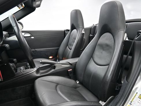 Used 2009 Porsche 911 Carrera 4S image 5