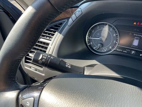 Used 2024 Nissan Armada SL image 21