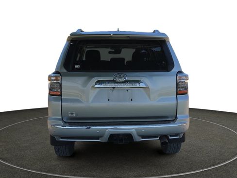 Used 2024 Toyota 4Runner Limited AWD/4WD image 5