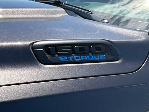 New 2026 RAM 1500 Express AWD/4WD image 11