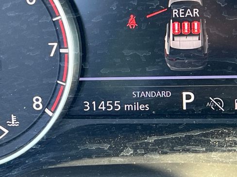 Used 2024 Nissan Rogue SV w/ SV Premium Package FWD image 8
