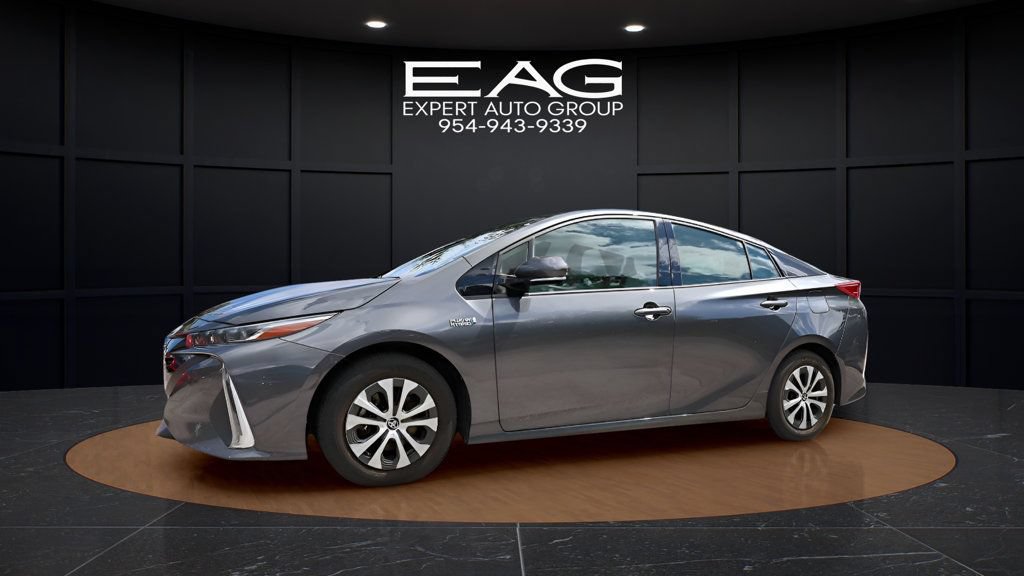 Used 2020 Toyota Prius Prime XLE FWD image 22