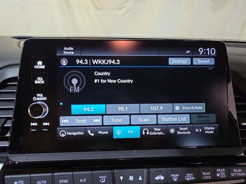 Certified 2025 Honda Odyssey Touring image 12